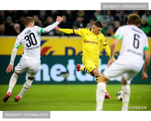 沃尔夫斯堡2-3奥格斯堡，雷什贝恰伊终场前绝杀逆转