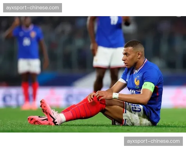 法国足球技术委员会召开研讨会，探讨青训营攻防转换训练新标准